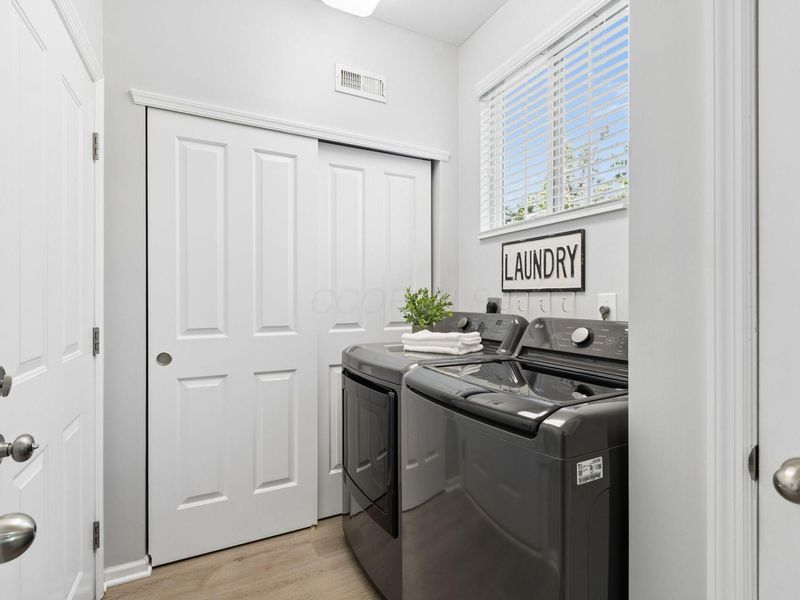 1836 Epic Way, Unit 38, Grove City, OH 43123 Photo 16