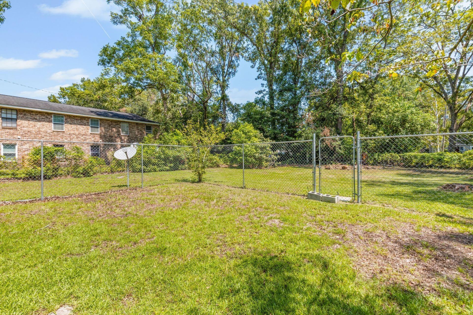 5626 Dobson Street Photo 13
