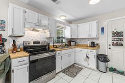 5626 Dobson Street photo 4