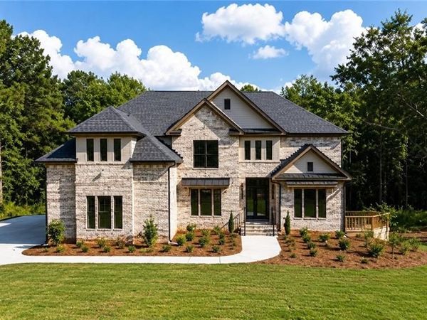 1332 New Hope Church Road , Loganville, GA 30052