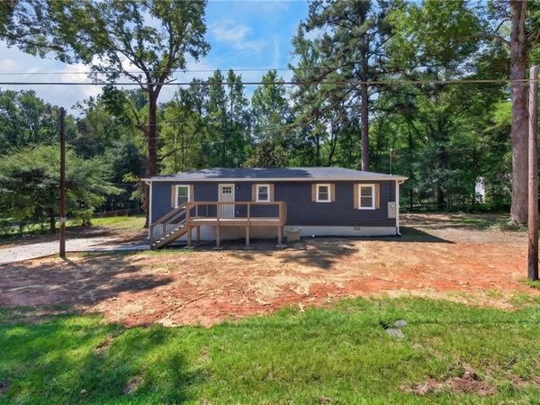 2708 E County Line Road, Lithia Springs, GA 30122