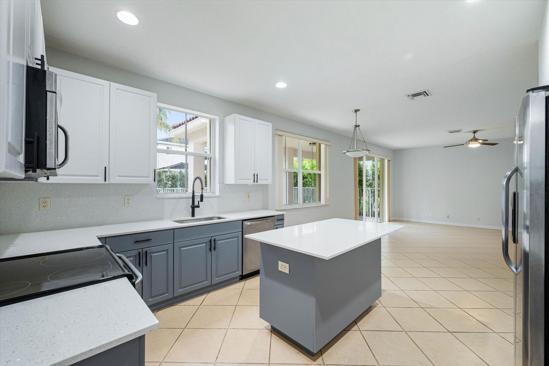 890 Hawthorn Terrace, Weston, FL 33327 Photo