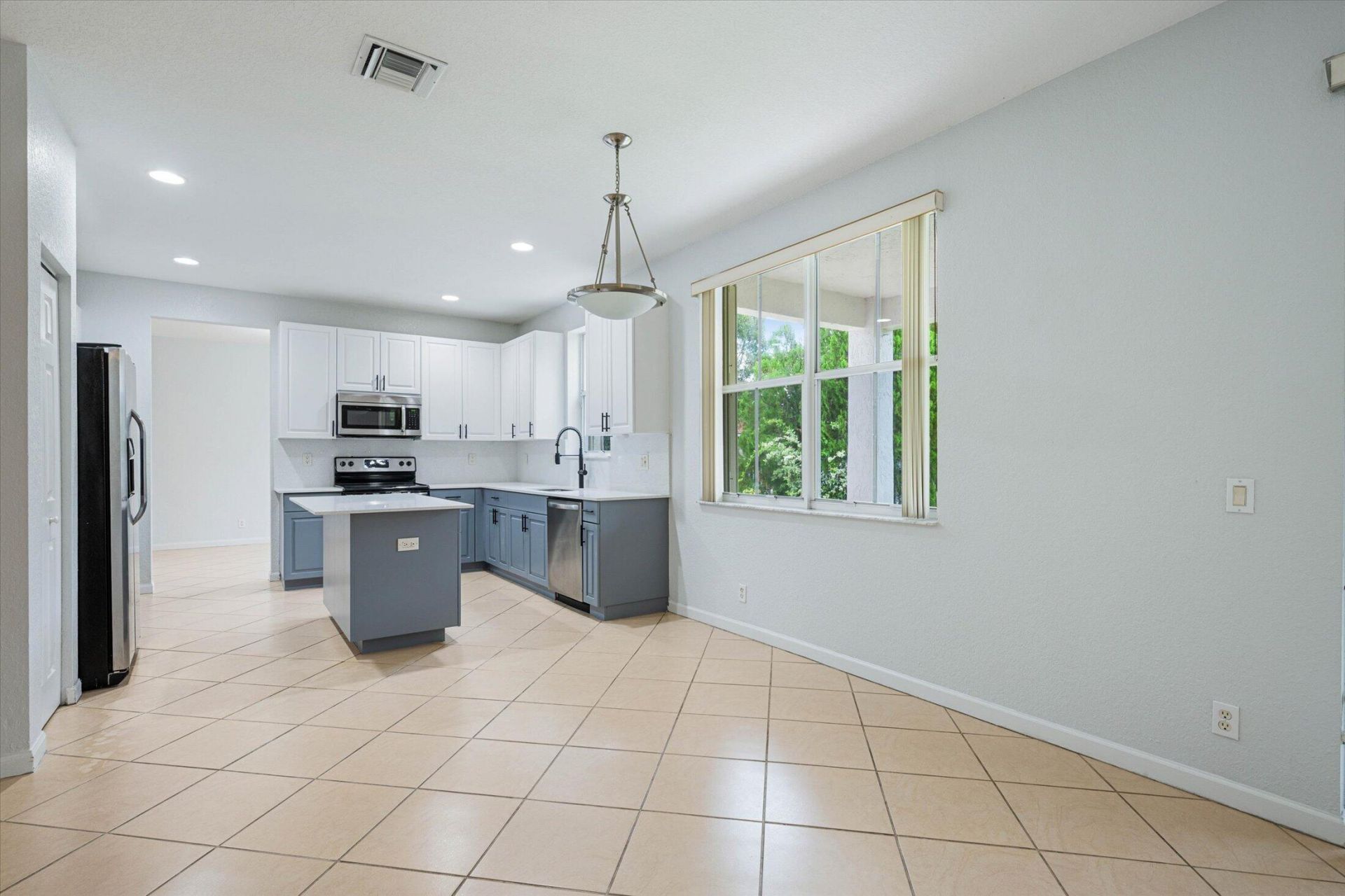 890 Hawthorn Terrace, Weston, FL 33327 Photo