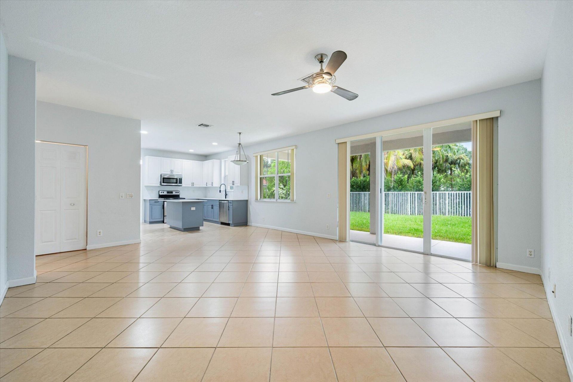 890 Hawthorn Terrace, Weston, FL 33327 Photo