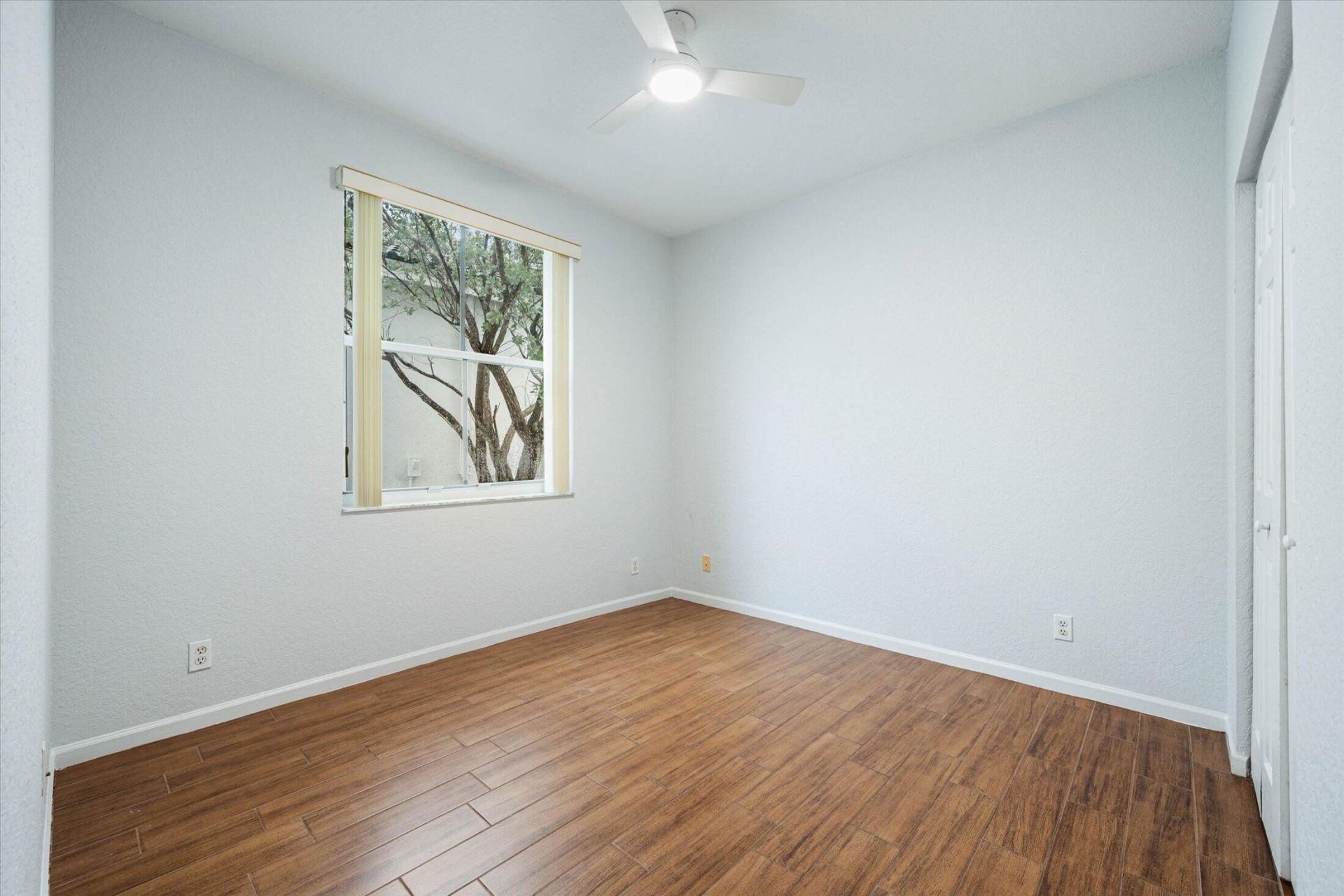 890 Hawthorn Terrace, Weston, FL 33327 Photo