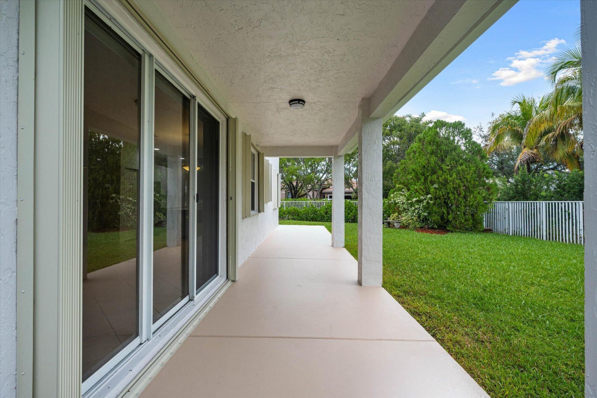 890 Hawthorn Terrace, Weston, FL 33327 Photo