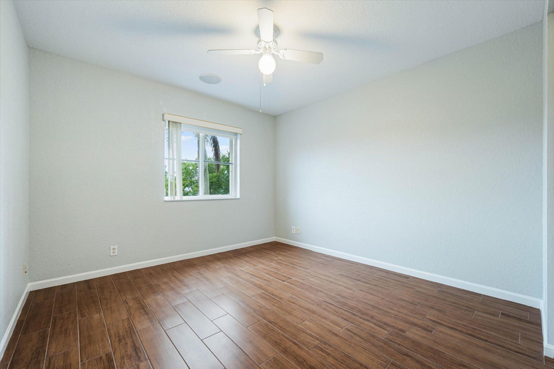 890 Hawthorn Terrace, Weston, FL 33327 Photo