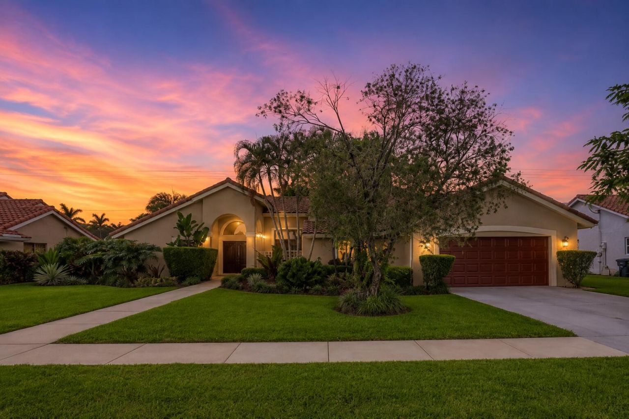 2156 Amesbury Circle, Wellington, FL 33414 Photo