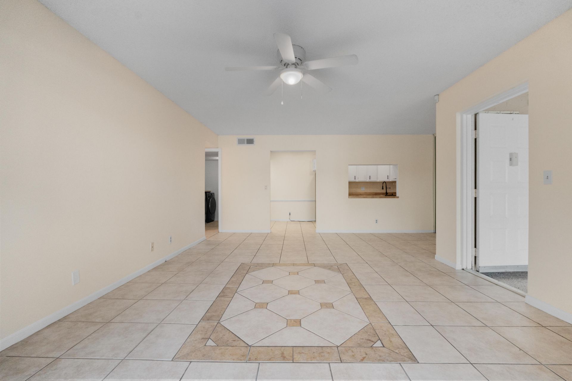 706 Sunny Pine Way, Unit E2, Greenacres, FL 33415 Photo