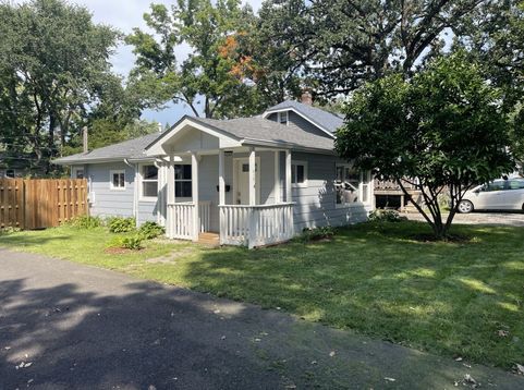 Main Photo