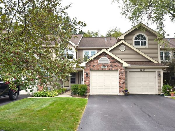 1285 Coldspring Road , Carol Stream, IL 60188