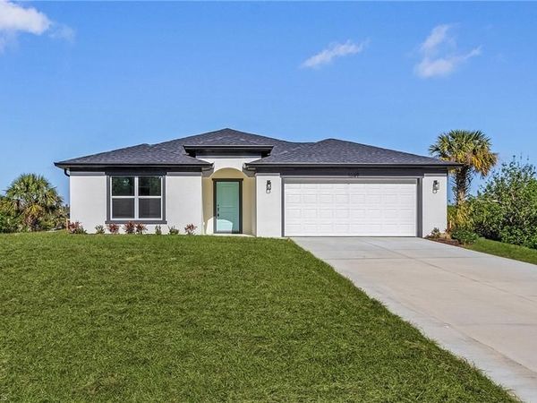545 Oakshire LN , LEHIGH ACRES, FL 33972