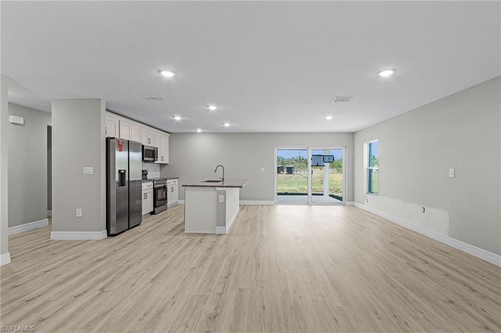 545 Oakshire Ln , Lehigh Acres, FL 33972 Photo