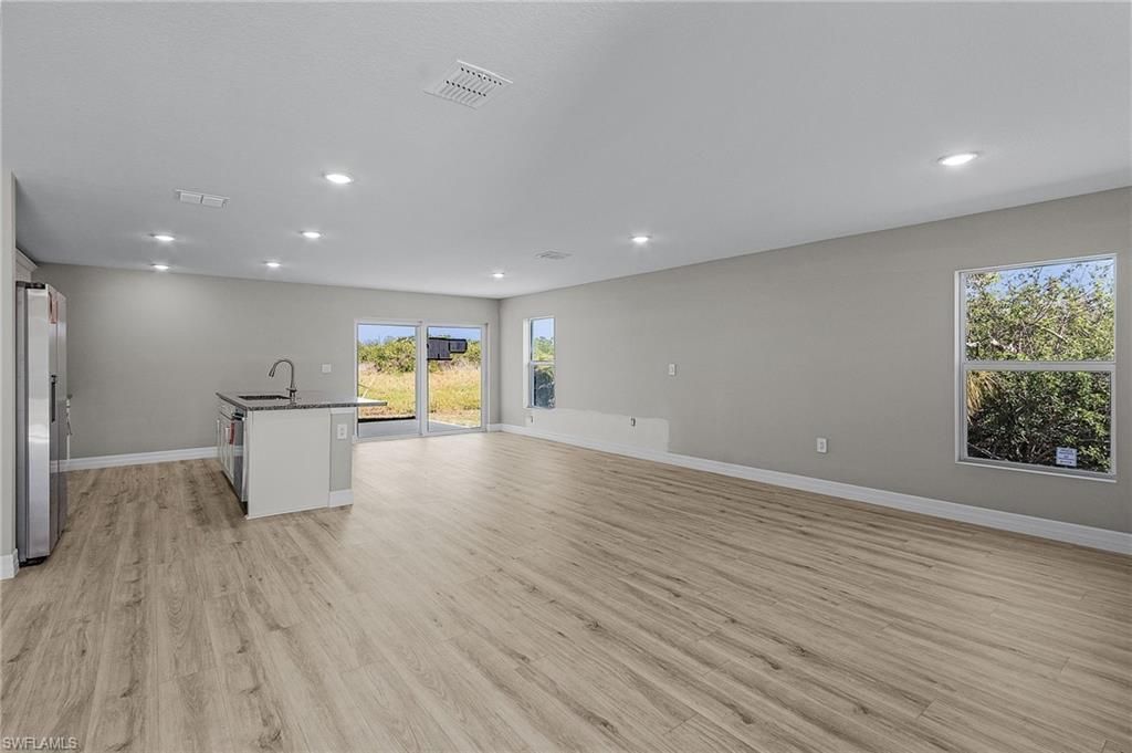 545 Oakshire Ln , Lehigh Acres, FL 33972 Photo