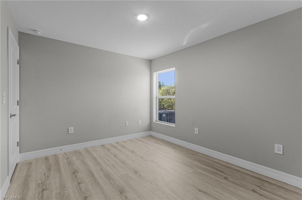 545 Oakshire Ln , Lehigh Acres, FL 33972 Photo