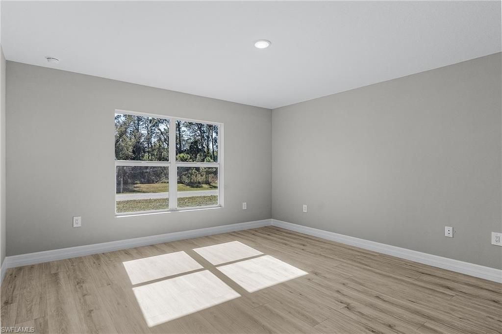 545 Oakshire Ln , Lehigh Acres, FL 33972 Photo