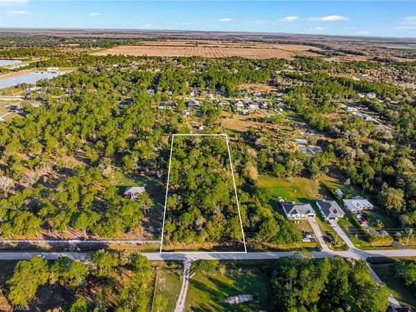 68th AVE NE, NAPLES, FL 34120