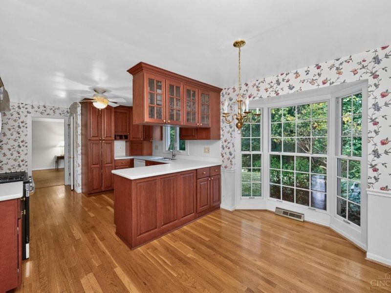 6402 Westover Circle, Sycamore Township, OH 45236 Photo 10