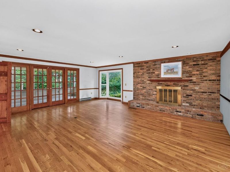 6402 Westover Circle, Sycamore Township, OH 45236 Photo 12