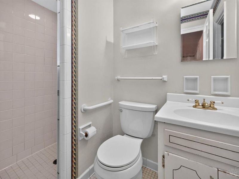 6402 Westover Circle, Sycamore Township, OH 45236 Photo 27