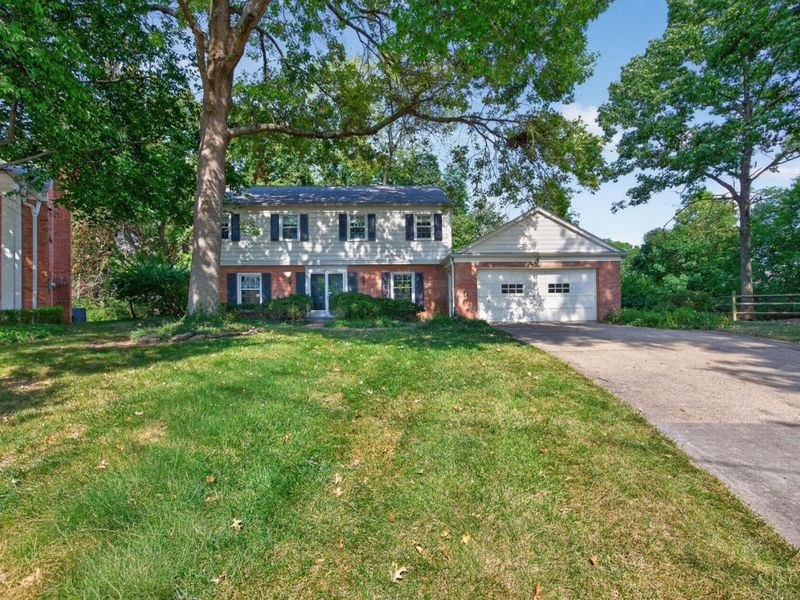 6402 Westover Circle, Sycamore Township, OH 45236 Photo 3