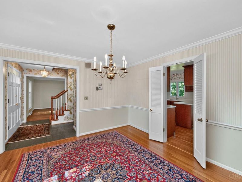 6402 Westover Circle, Sycamore Township, OH 45236 Photo 5
