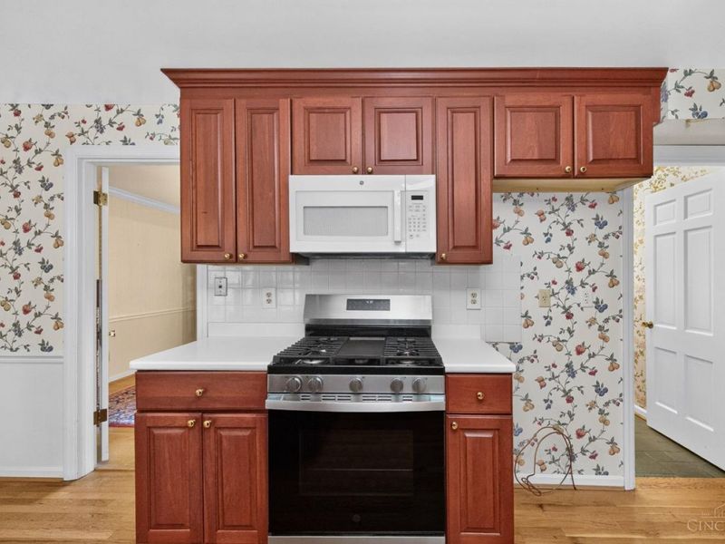 6402 Westover Circle, Sycamore Township, OH 45236 Photo 9