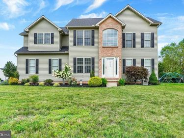 2152 RILLIAN LANE, YORK, PA 17404