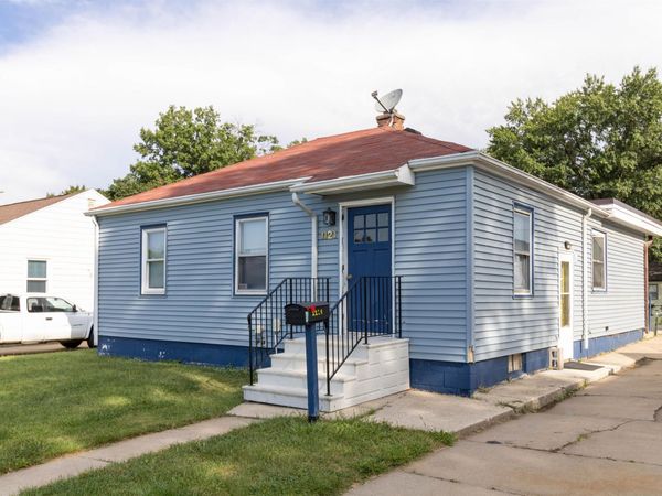 1121 Patton Avenue, Waterloo, IA 50702