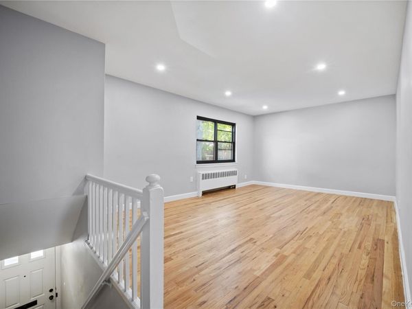 73-25 220th Street , Unit 137A2, Oakland Gardens, NY 11364