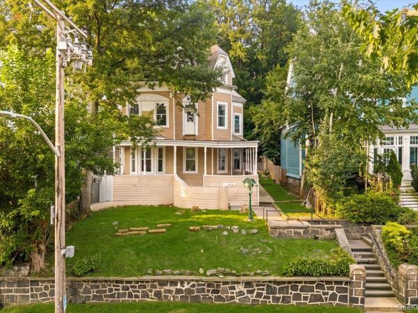 512 Warburton Avenue , Yonkers, NY 10701