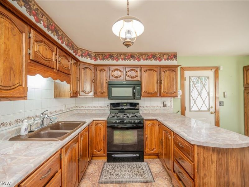 644 Southern Boulevard NW, Warren, OH 44485 Photo 8