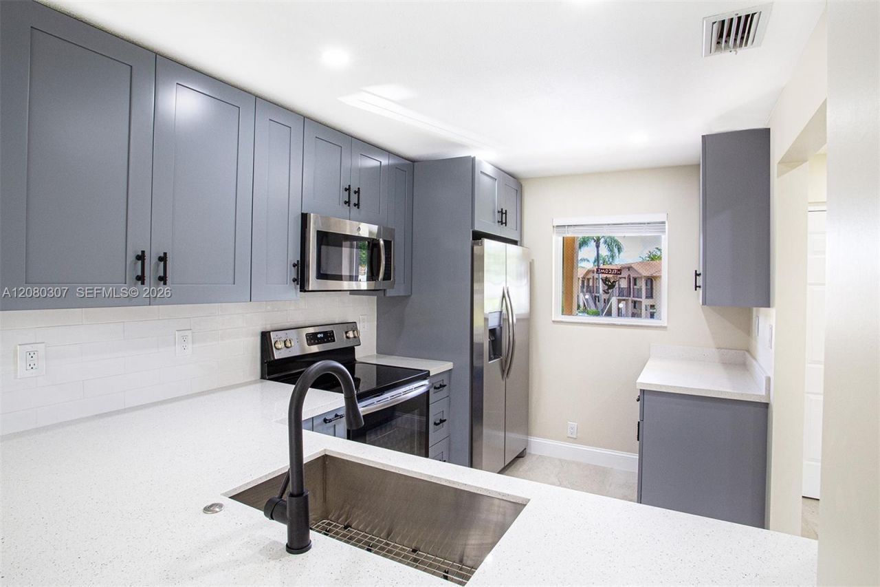 9431 Boca Cove Cir , Unit 1009, Boca Raton, FL 33428 Photo