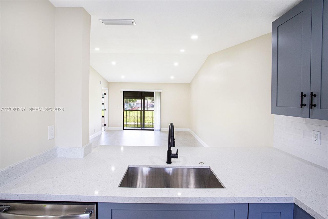 9431 Boca Cove Cir , Unit 1009, Boca Raton, FL 33428 Photo