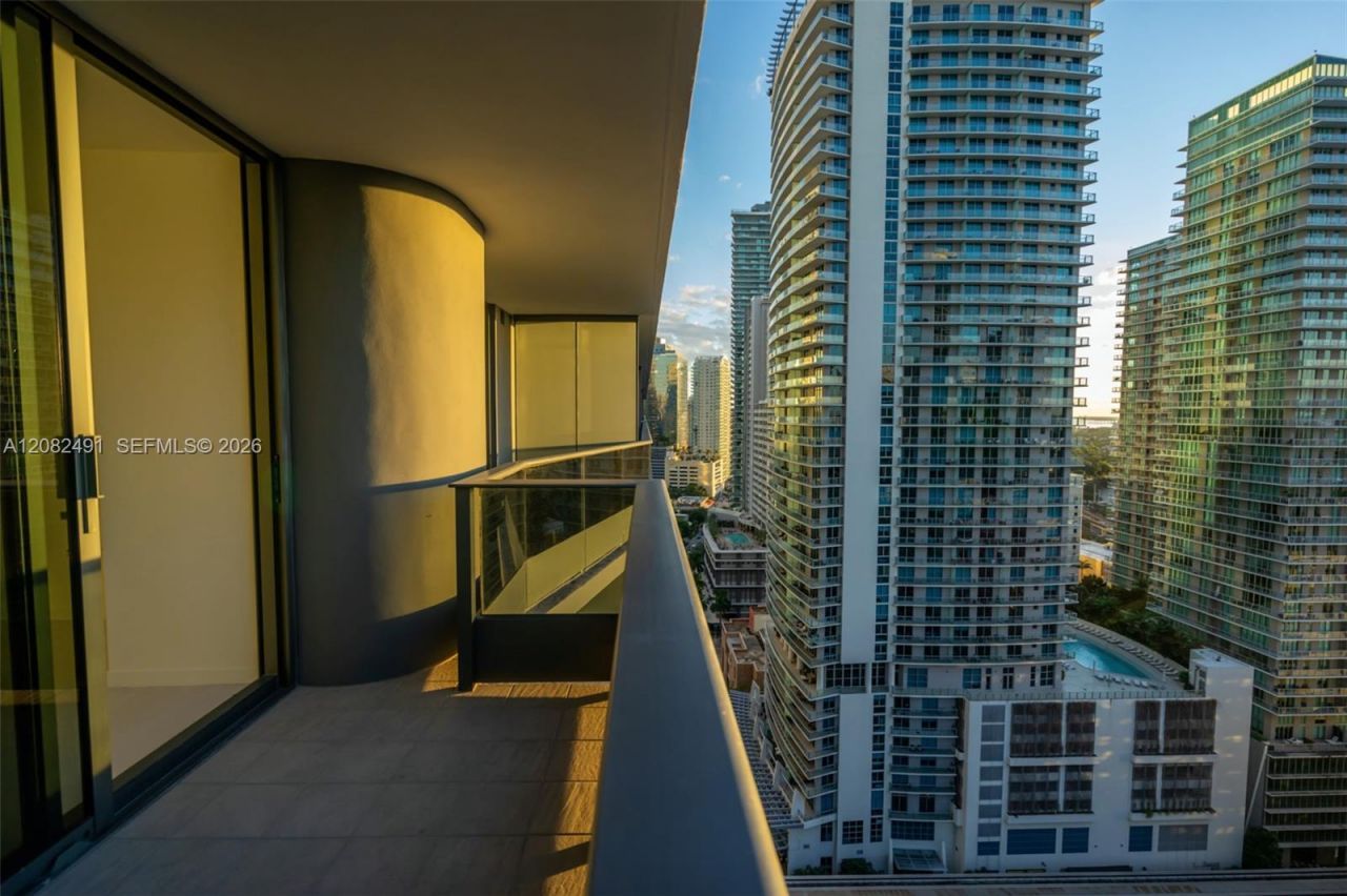 1000 Brickell Plaza , Unit 2406, Miami, FL 33131 Photo