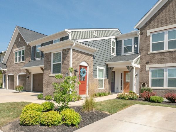 2558 Crosshill Drive, Crescent Springs, KY 41017