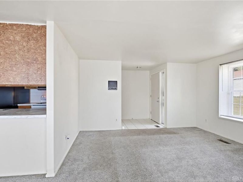 5639 Troy Villa Boulevard, Huber Heights, OH 45424 Photo 4