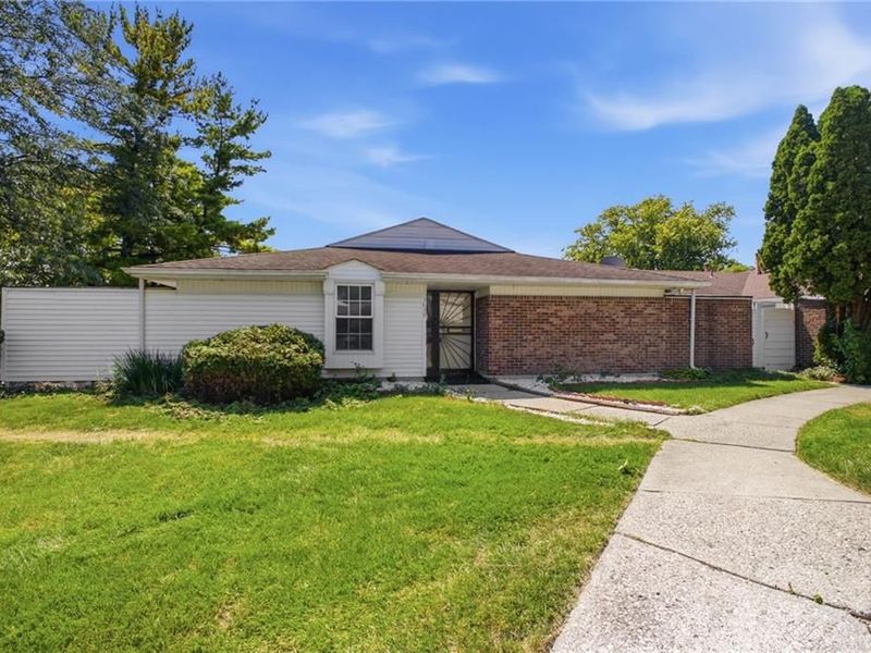 5639 Troy Villa Boulevard, Huber Heights, OH 45424 Photo 46
