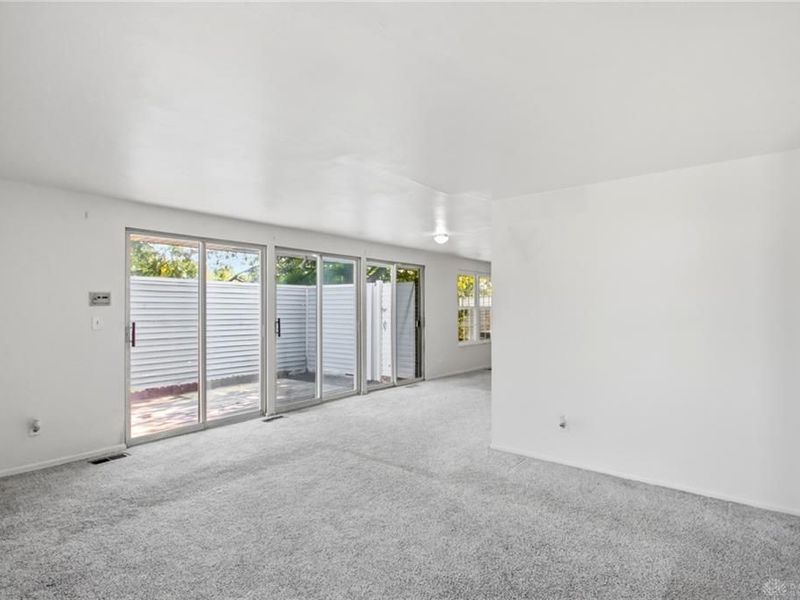 5639 Troy Villa Boulevard, Huber Heights, OH 45424 Photo 7