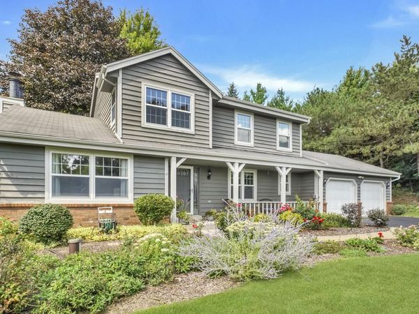W210N11135 Mountbrooke DRIVE, Germantown, WI 53022