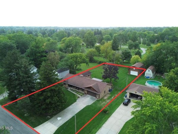 5921 Glasgow Road , Sylvania, OH 43560
