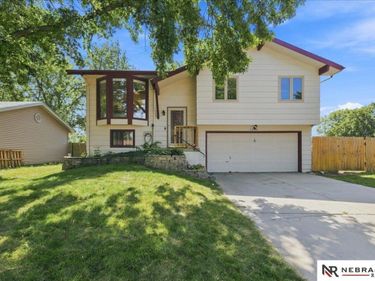1245 W Jean Avenue, Lincoln, NE 68522