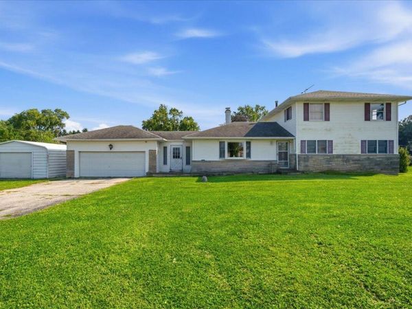 2101 Coolwood Drive , Valparaiso, IN 46385