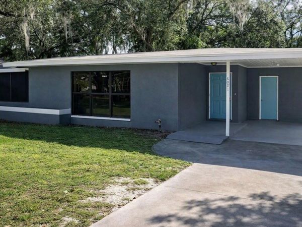 8021 N OLA AVENUE , TAMPA, FL 33604