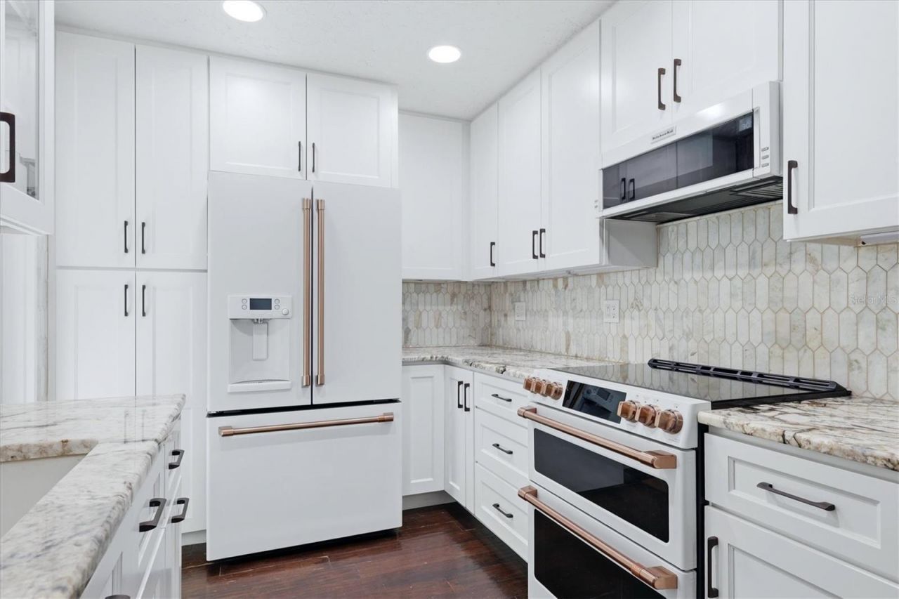 2520 Huntington Avenue, Sarasota, FL 34232 Photo