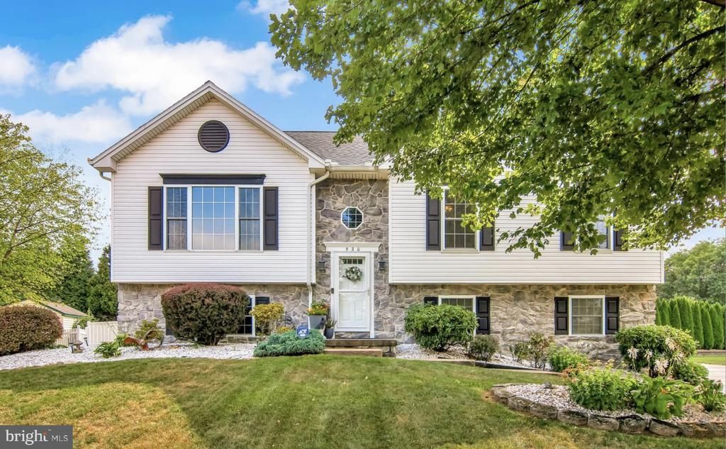 520 HAMILTON DRIVE , MIDDLETOWN, PA 17057