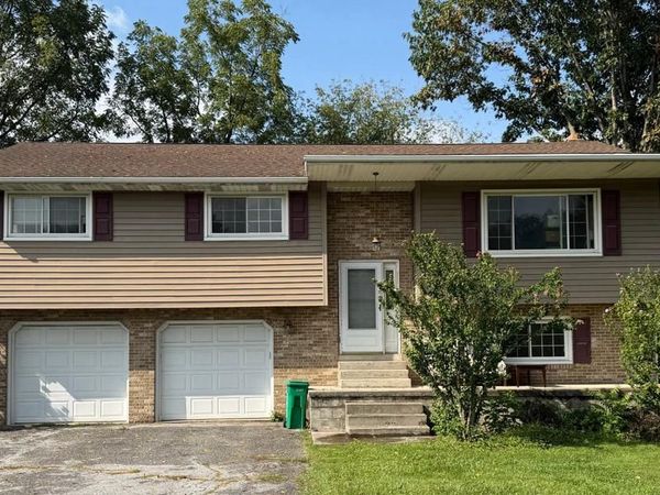 515 THORNWOOD LANE , CARLISLE, PA 17013