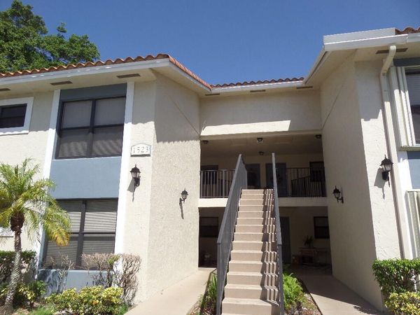 1523 LAKE CRYSTAL Drive, Unit F, West Palm Beach, FL 33411