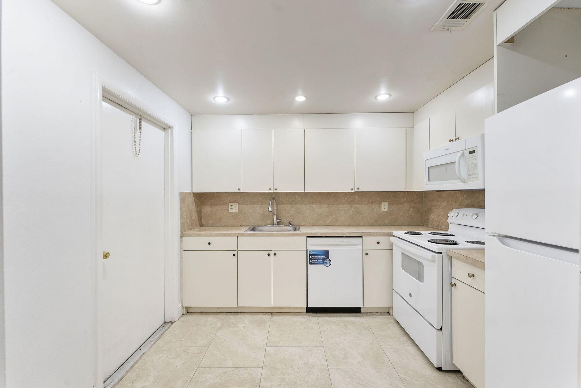 632 NW 13th Street, Unit 16, Boca Raton, FL 33486 Photo