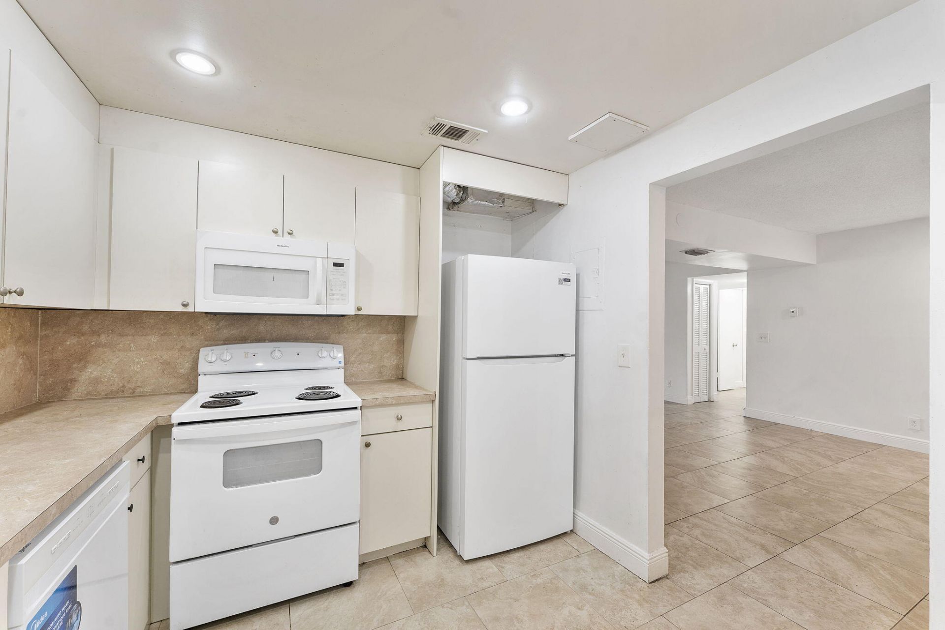 632 NW 13th Street, Unit 16, Boca Raton, FL 33486 Photo